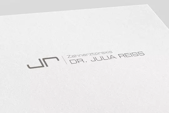 Logodesign Zahnärztin Julia Reiss