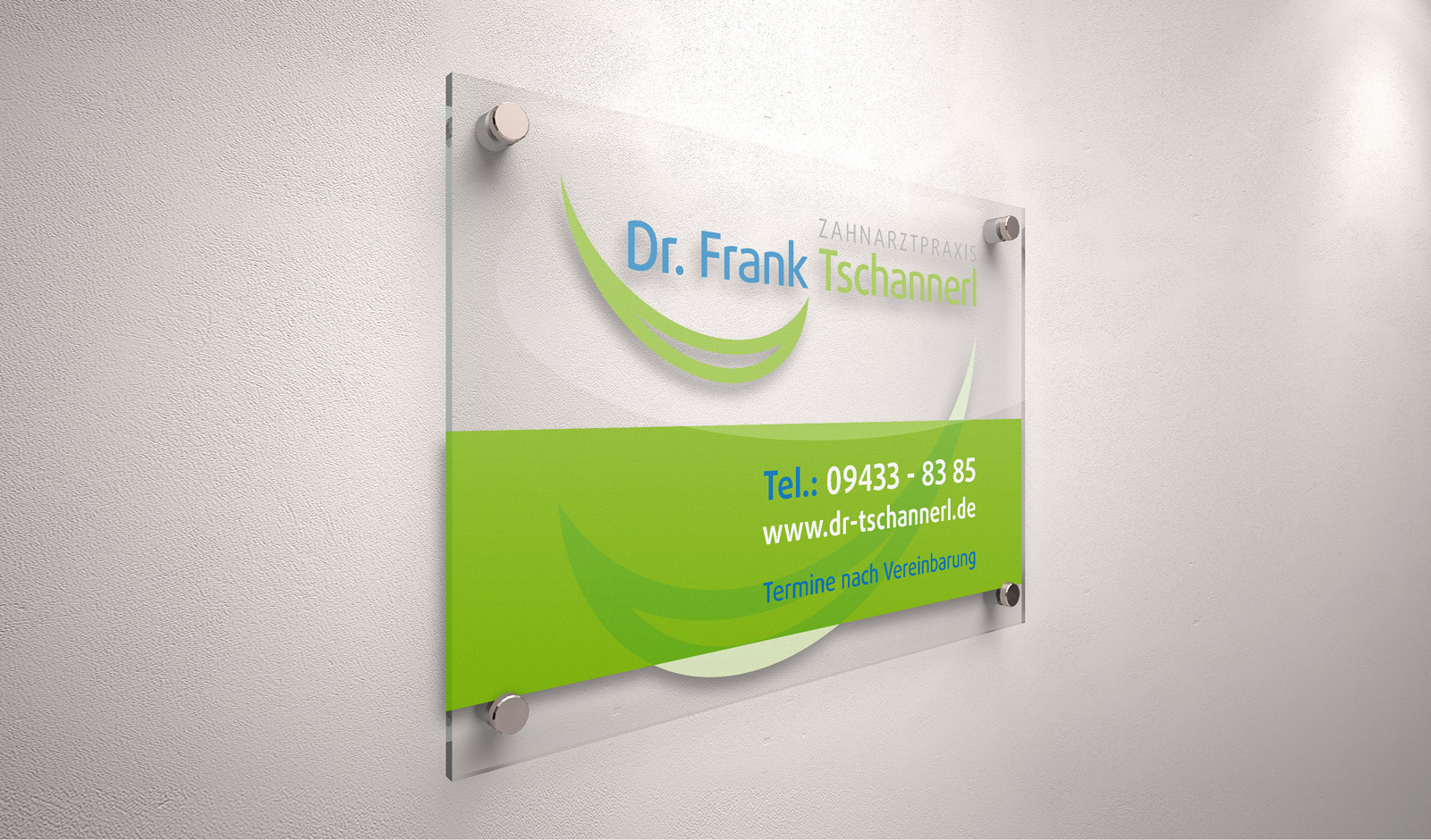 Zahnarztpraxis Dr. Frank Tschannerl in Nabburg, Beschilderung
